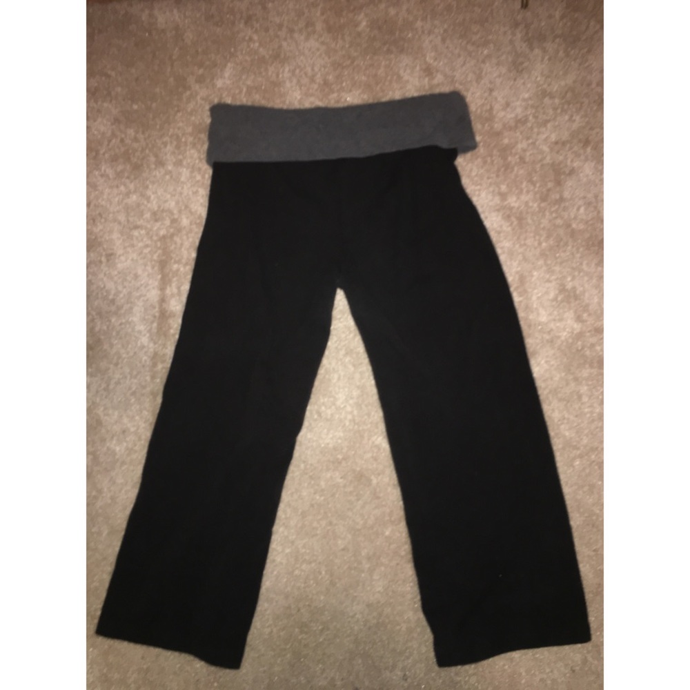 2/$15 Victoria Secret yoga pants